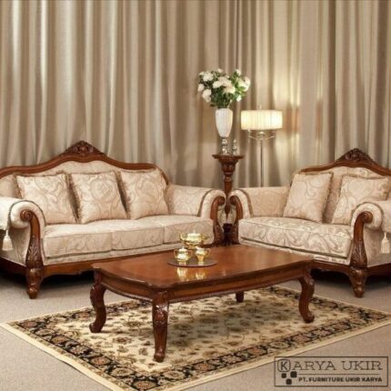 Gambar Sofa klasik Mewah queen dengan aksen ukiran gaya khas Eropa dapat anda jadikan kursi tamu untuk ruangan besar maupun kecil
