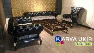 Kursi kayu jati asal Jepara kualitas dan keindahannya terjamin yang kami jual dengan harga grosir atau murah dan gratis ongkos kirim