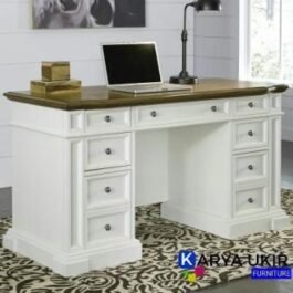 Meja kantor modern dengan bahan material kayu jati ini sangat ideal untuk para wanita dan lelaki karir yang menyukai mebel dengan jenis minimalis modern