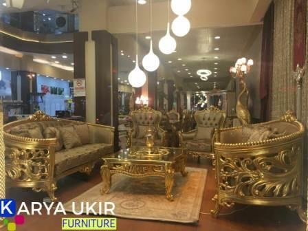 Toko furniture Jayapura Papua yang menjual mebel seperti kursi tamu meja makan lemari sampai dengan Tempat tidur mewah minimalis Jati