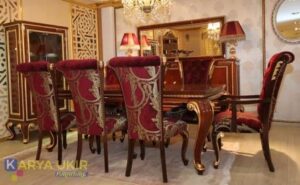 Meja makan bandung mewah dengan model modern atau yang biasa disebut dengan set ruang makan ukiran istana murah bahan material kayu jati