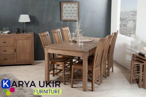 Kursi Cafe model Surabaya jenis minimalis atau yang biasa disebut dengan kursi restoran dengan desain elegan Retro bahan kayu jati