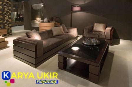 Kursi ruangan tamu sempit atau yang biasa disebut dengan sofa tamu untuk ruangan kecil yang cocok untuk desain di perumahan dan apartemen