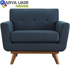 Sofa single minimalis modern seperti gambar contoh ini adalah salah satu jenis sofa santai dan untuk sekedar ngobrol-ngobrol bersama teman dan keluarga