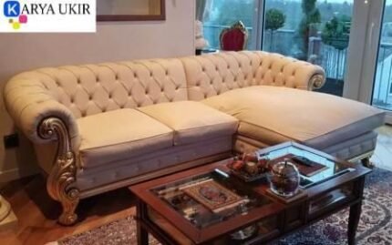 Sofa ruang tamu sempit atau yang biasa disebut dengan kursi sofa untuk ruang tamu kecil dengan desain mewah ukiran Jepara
