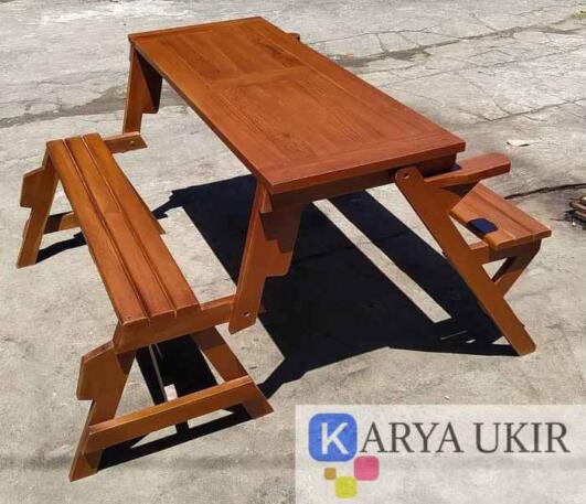 Meja serbaguna Magic atau yang biasa disebut dengan kursi lipat yang juga bisa dijadikan untuk meja makan depan rumah dan taman