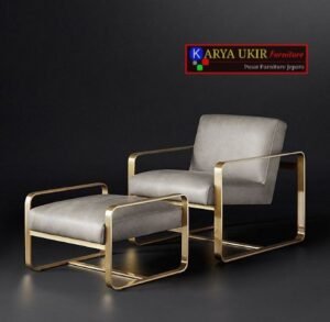 Kursi baca santai stainless dengan model minimalis atau dengan kata lain lounge chair modern simple nan elegan model terbaru nomer 1