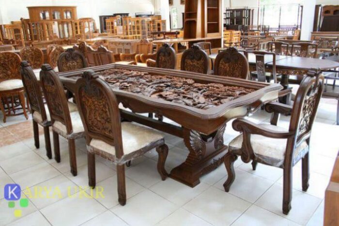 Meja ukir relief kayu jati 3D klasik unik atau meja makan ukir patung seolah hidup dengan nilai seni