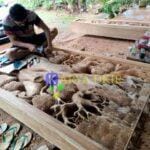 Proses pengerjaan Pintu klasik ukir relief kayu jati 3D