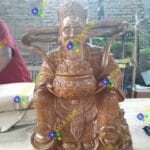 Patung dewa Cai shen ye atau yang biasa disebut dengan Dewa kekayaan rejeki keberuntungan hoki untuk sembahyang yang terbuat dari bahan kayu jati pilihan