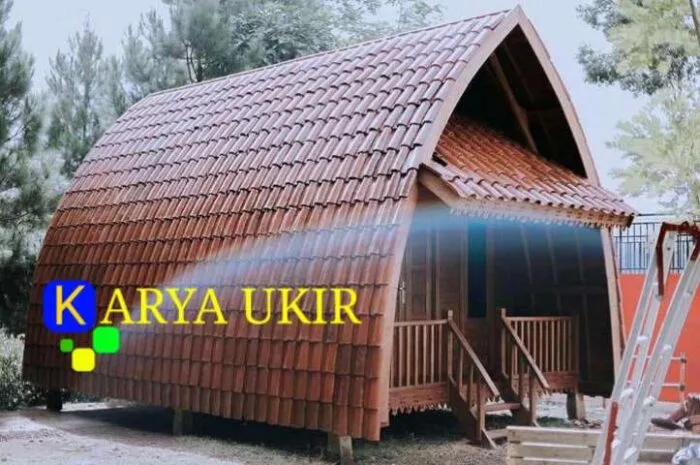 Rumah lumbung kayu jati adat Bali Lombok Nusa Penida atau yang biasa disebut dengan kamar kayu untuk homestay resort Villa dan Mini hotel unik khas Bali