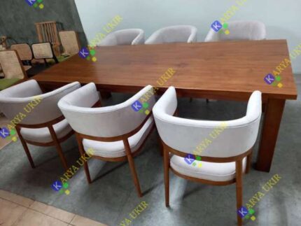 Meja makan kayu jati minimalis modern dengan desain terbaru atau yang biasa disebut dengan meja modern apartemen Kantor Dan hotel