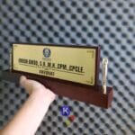 Papan nama minimalis simple modern aesthetic Kayu Jati 4 Model Papan nama minimalis simple hemat dan murah